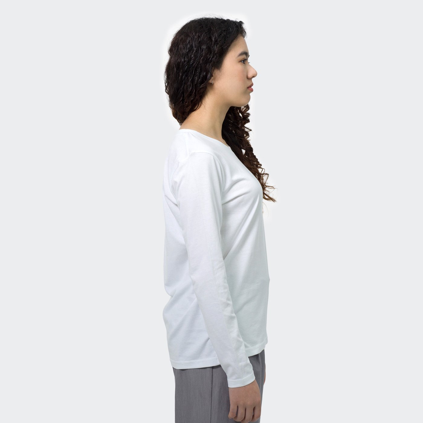 TRENDSWEAR Harlow Women’s Long Sleeve Crew
