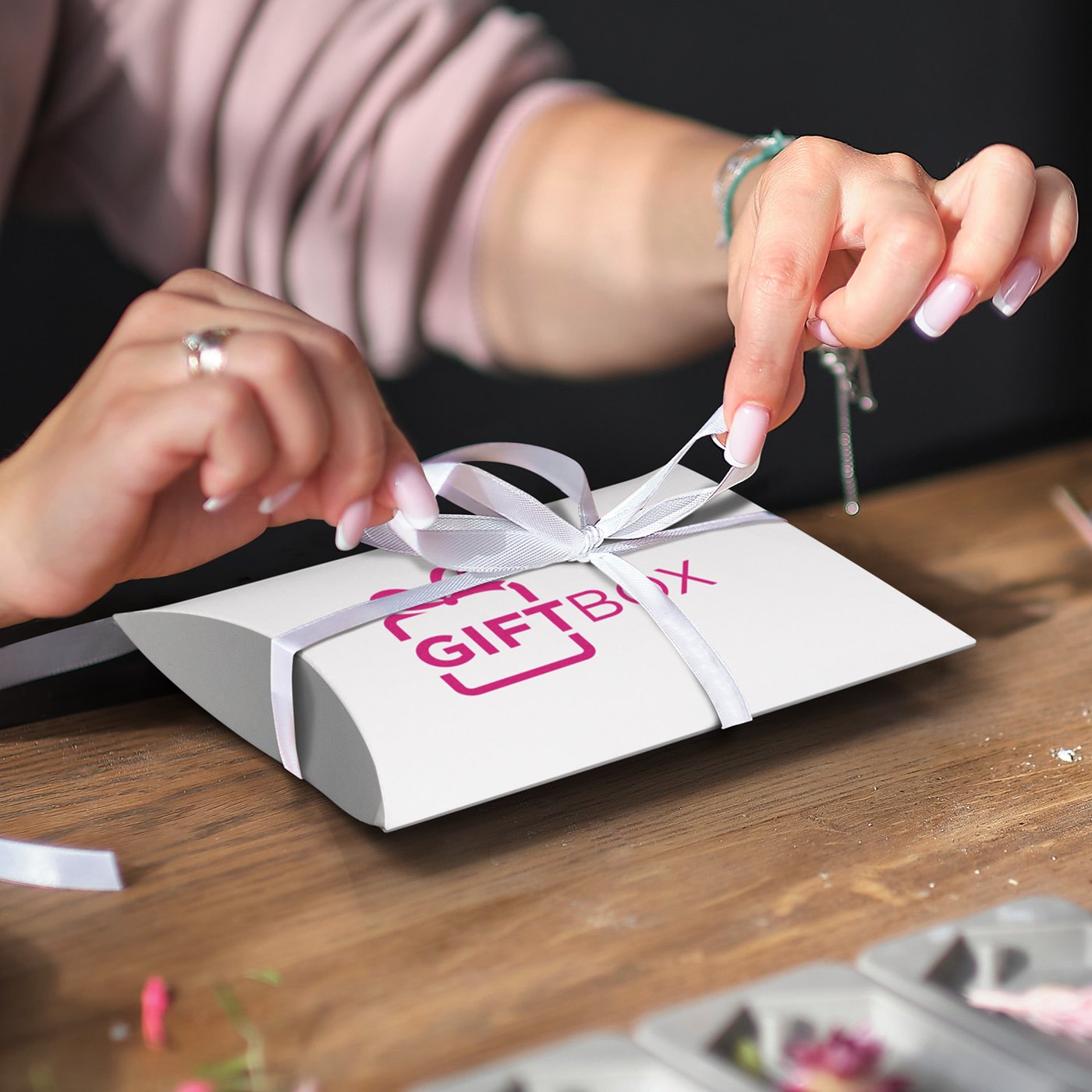 Pillow Box – Medium